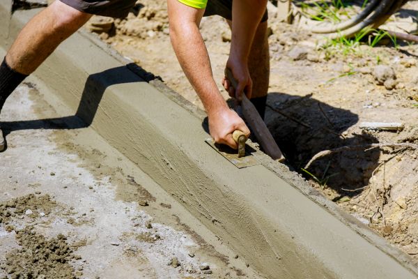 Curb Repair in Maryville