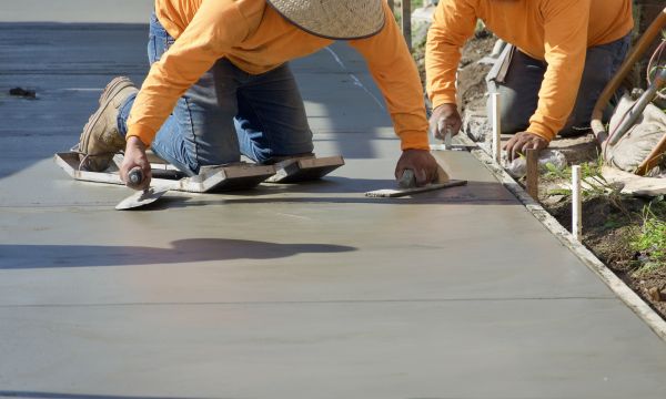 Cost of Concrete Walkway Repair in Maryville